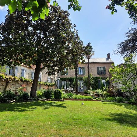 Les Cedres Bed and Breakfast Montaigu-Vendee Εξωτερικό φωτογραφία